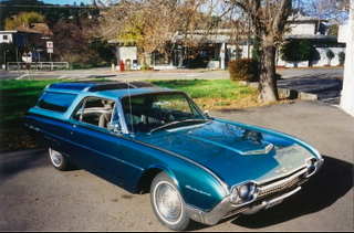 Illustration for article titled For $24,900, This Thunderbird Brakes For Shootings